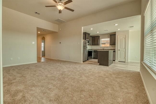 Building Photo - 8002 Vacek Meadows Loop