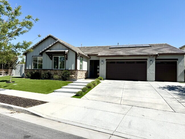 Building Photo - STUNNING 4BD/3BA HOME FOR RENT - SOLAR + EV CHARGING - MENIFEE CA 92584