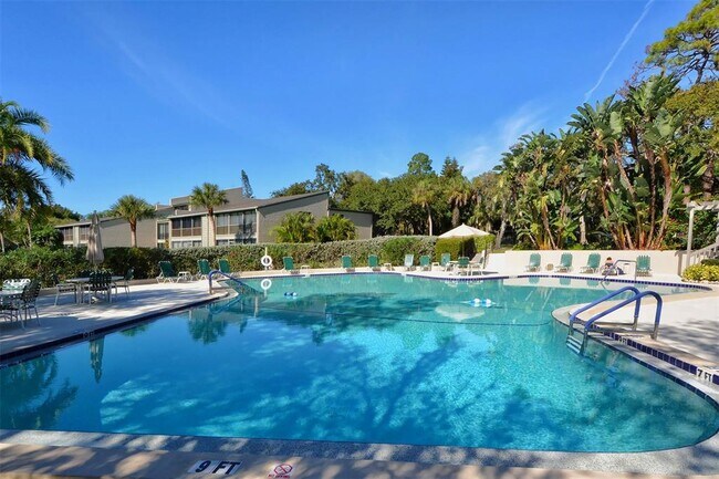 Building Photo - 1601 Bayhouse Point Dr