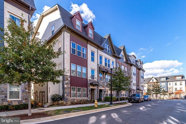 Building Photo - 1318 S Quinn St