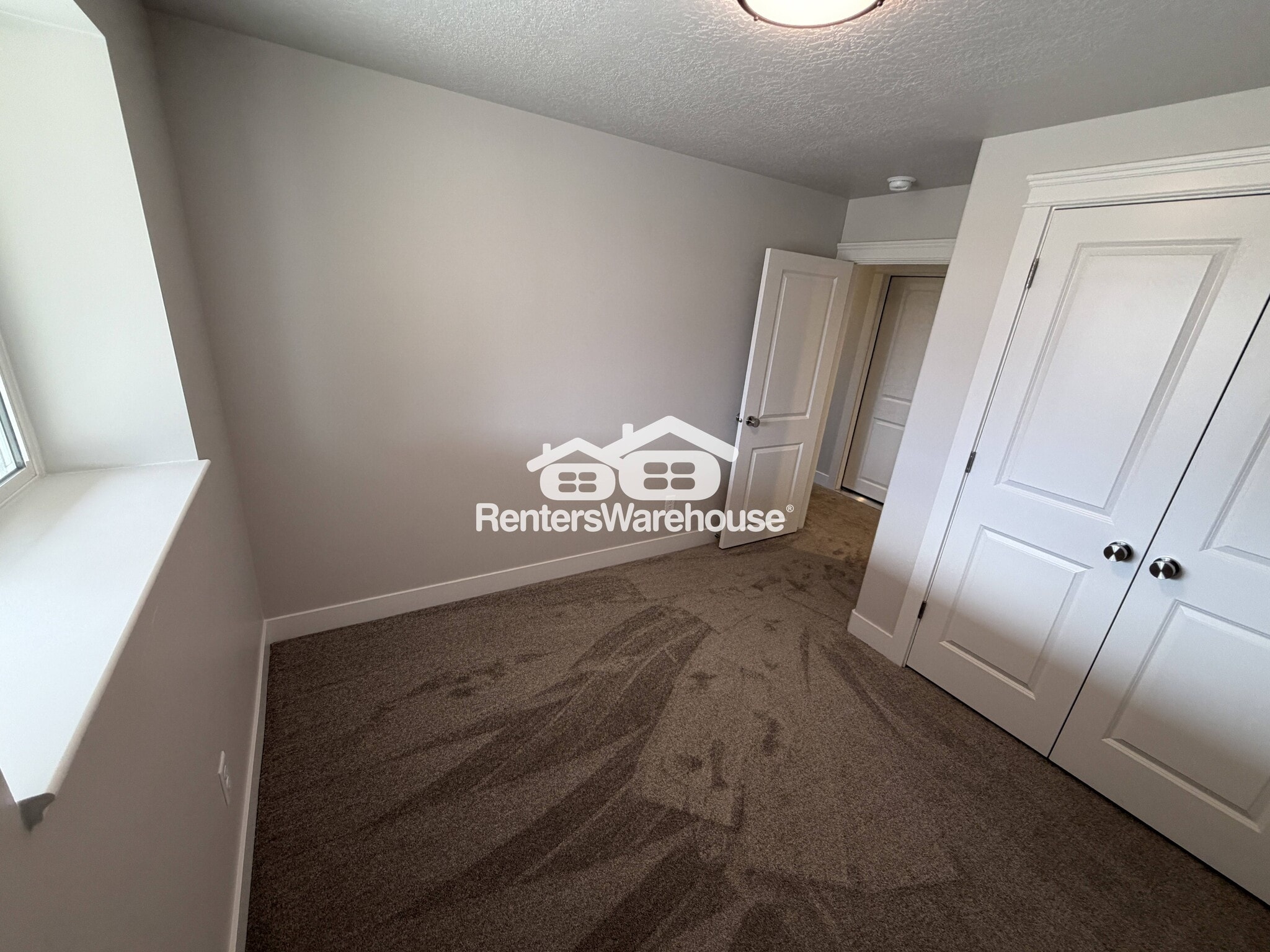 Building Photo - 373 N 2625 W