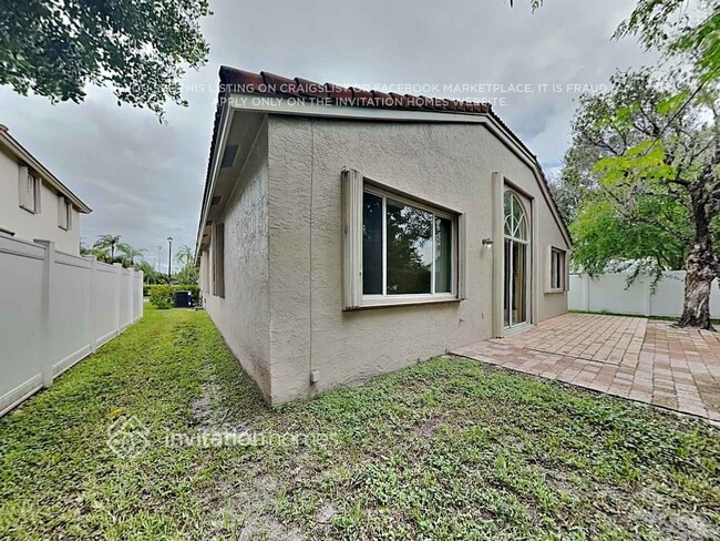 Building Photo - 5534 Lake Tern Pl