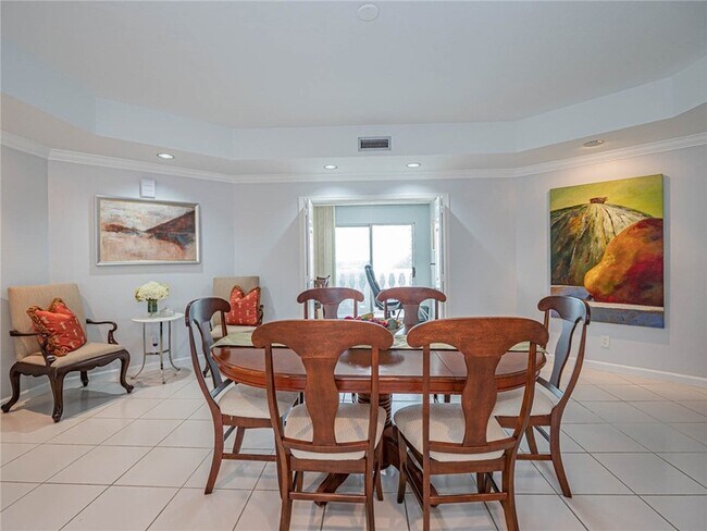 Building Photo - 5670 Jimmy Buffett Mem Hwy