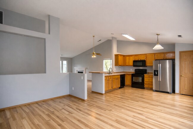 Building Photo - 2917 NW Watkins Ct