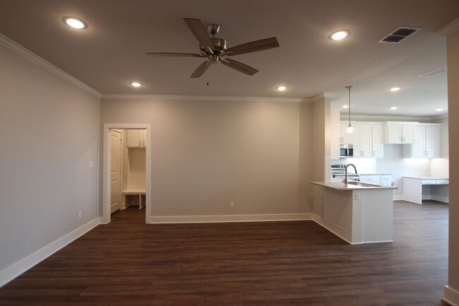 Building Photo - Luxury 3 Bedroom 2 Bath Townhomes in Bullard ISD!