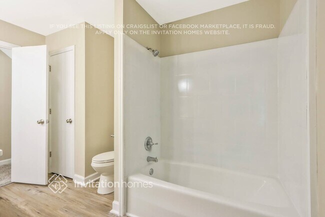 Building Photo - 6216 Bridlewood Ln