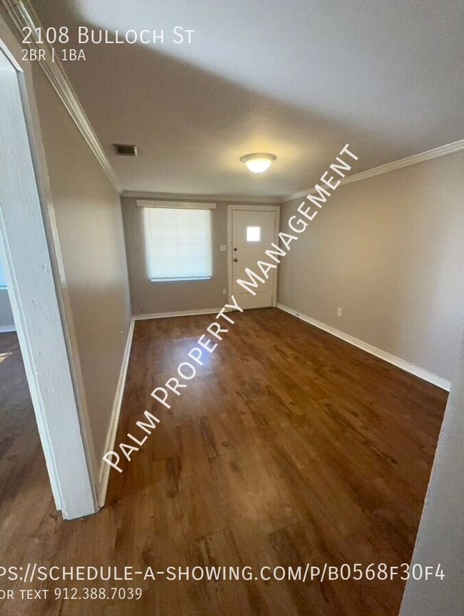 Building Photo - Newly Updated 2 Bedroom 1 Bathroom apartme...