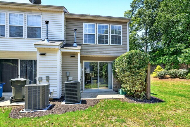 Building Photo - 1703 Grace Brook Rd