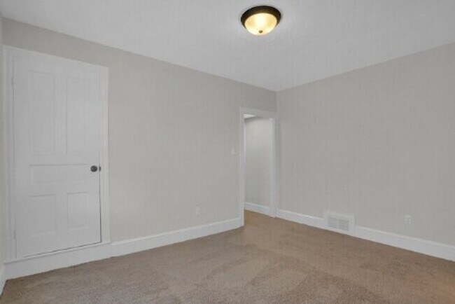 Building Photo - Beautiful 3 Bed, 1.5 Bath Home in Hanover, Pa!