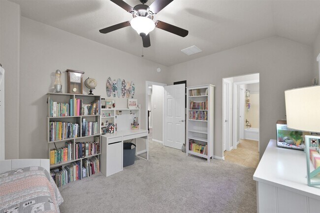 Building Photo - 2508 Belton Shores Dr