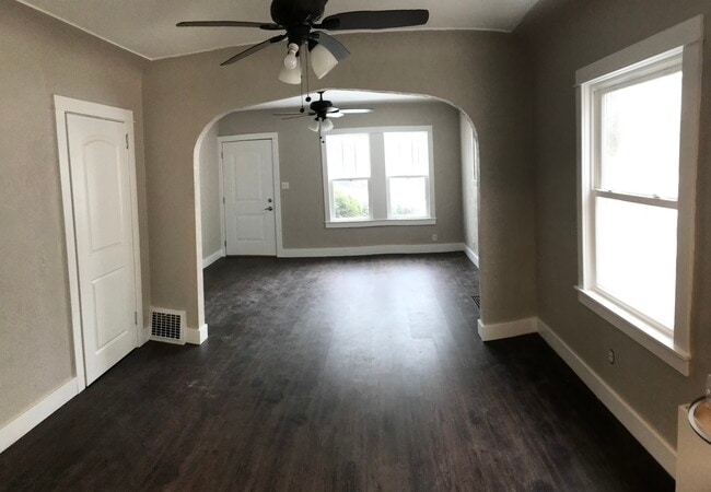 Building Photo - 4510 4th Ave S