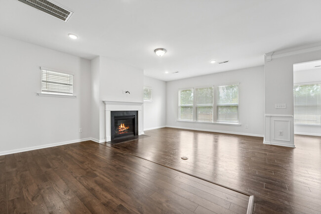 Building Photo - 3352 Bordwell Ridge Dr