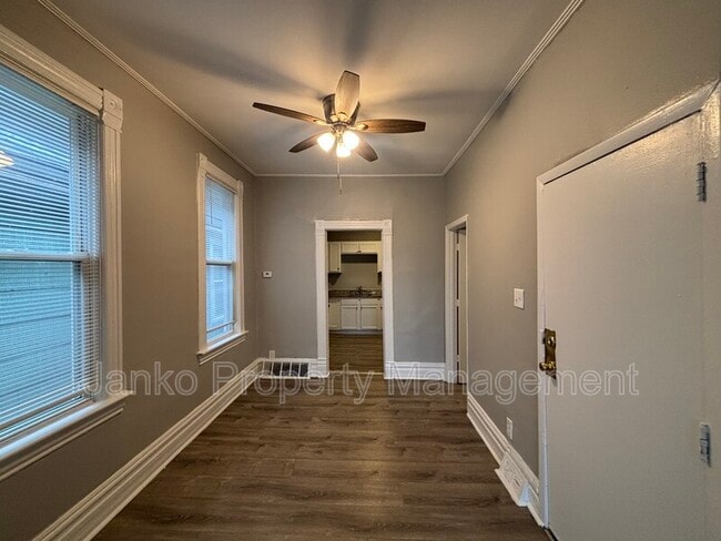 Building Photo - 7636 S Drexel Ave