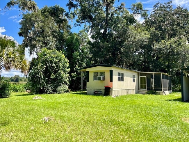 Building Photo - 8035 NE 33rd Ct