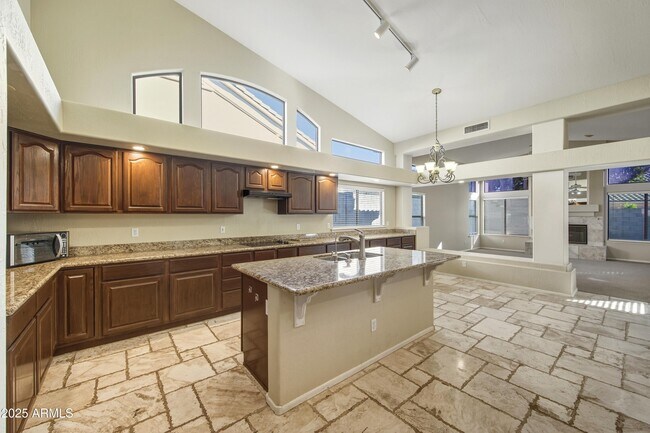 Building Photo - 14241 N 14th St