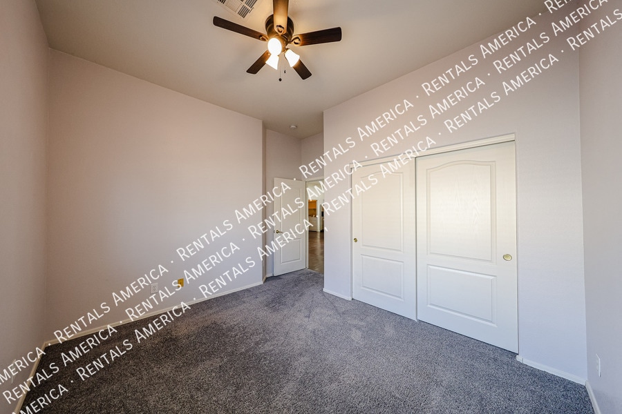 Building Photo - 8075 W Mary Jane Ln