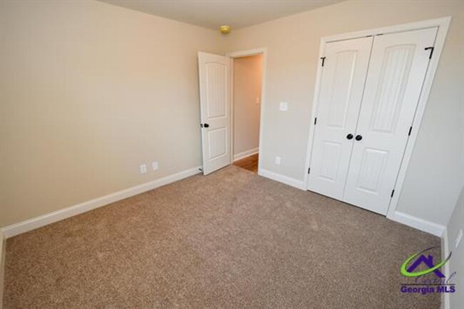 Building Photo - 204 Otters Rdg Dr