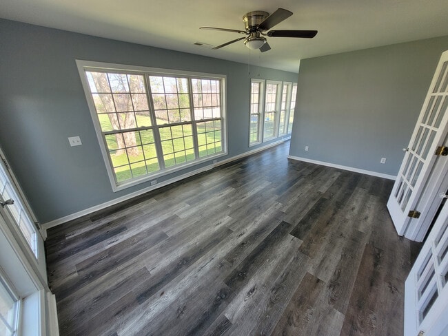 Building Photo - 2226 Windcrest Dr