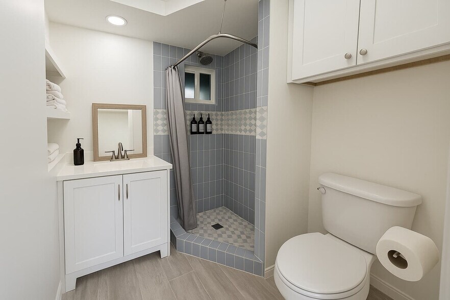 Building Photo - 818 Vanitie Ct