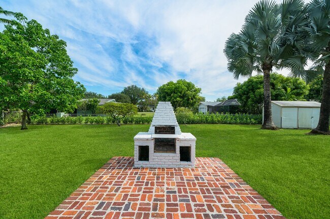 Building Photo - 7575 SW 134th St
