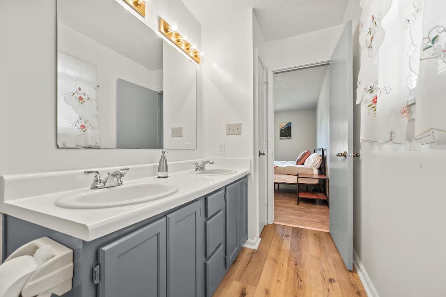 Building Photo - 8209 Parsley Ln