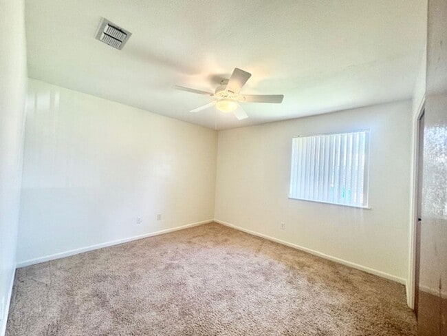 Building Photo - 135 Perdido Cir