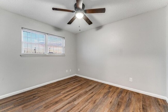 Building Photo - 740 N 6th St