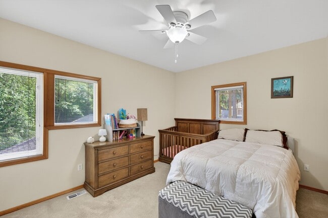 Building Photo - Coastal Elegance Near Sunrise Beach: Luxury 3BR/2.5BA Gig Harbor Home
