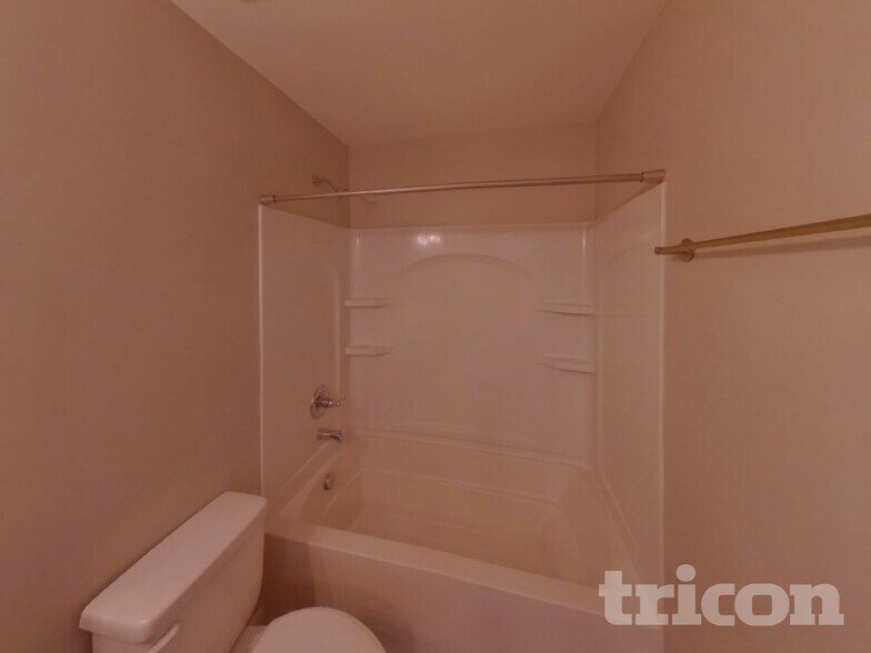 Building Photo - 2165 Cason Ln