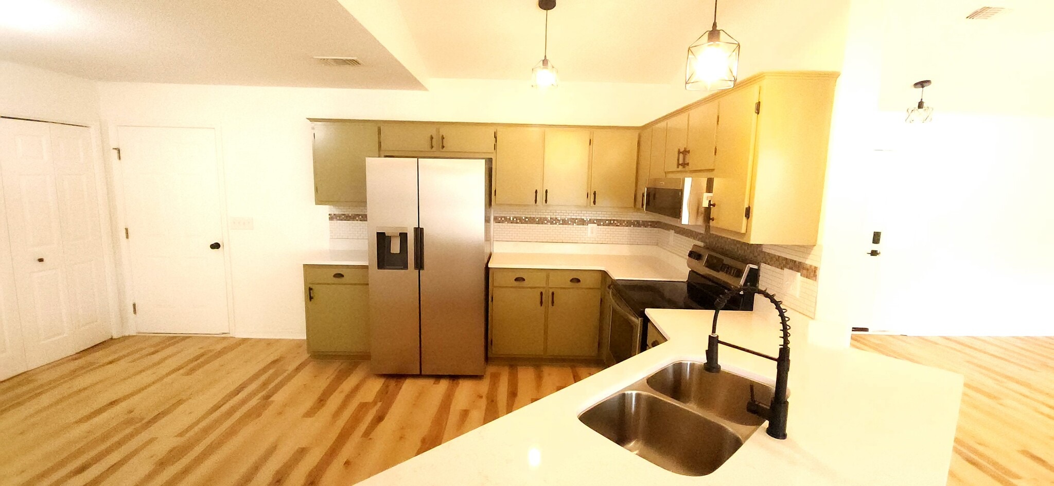 Building Photo - 8625 Laredo St