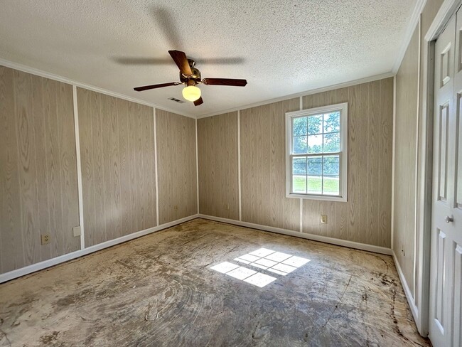 Building Photo - 4681 Grassy Creek Rd
