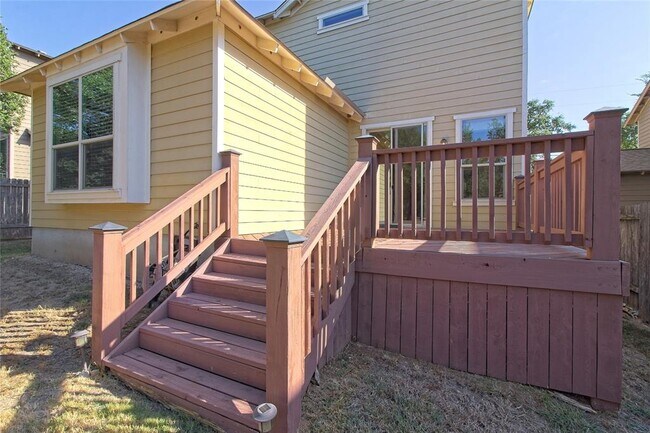 Building Photo - 11201 Zimmerman Ln