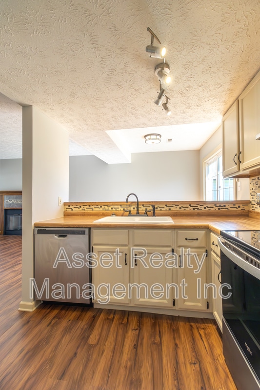 Building Photo - 4400 Northgate Dr