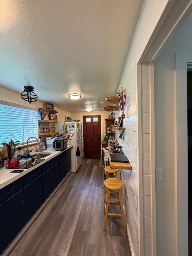 Building Photo - 1210 Woodland Ave