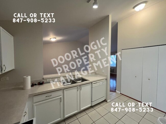 Building Photo - 1127 Silverstone Dr