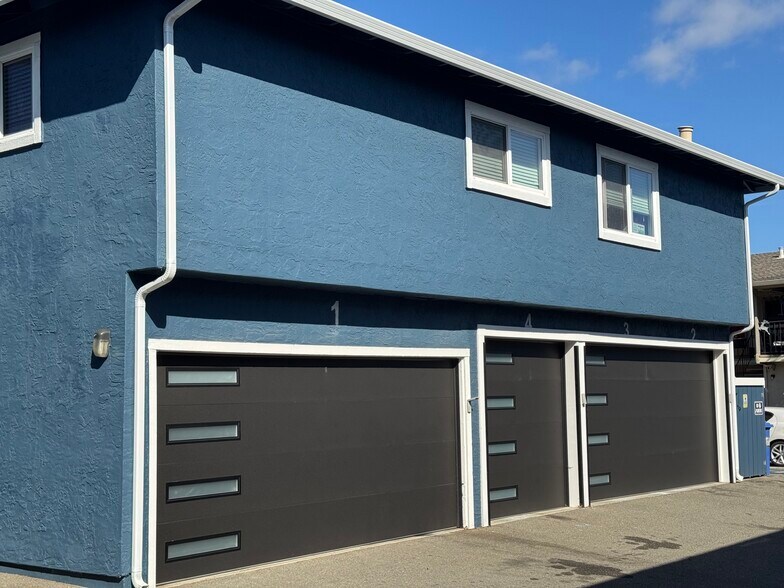 Building Photo - 4941 Canto Dr