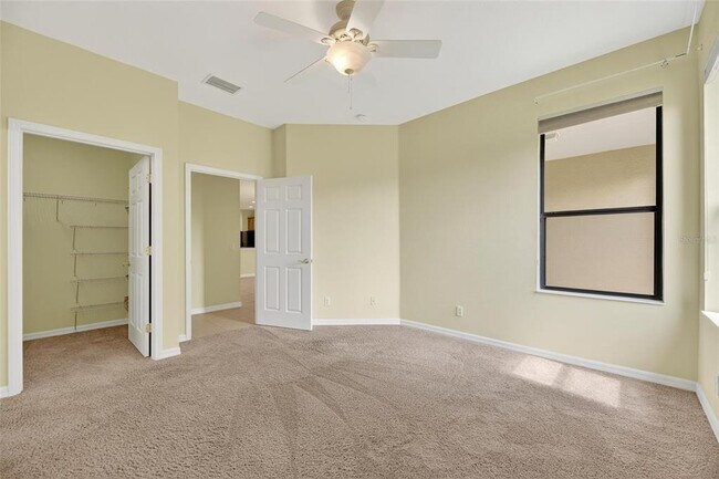 Building Photo - 5845 Sunset Falls Dr