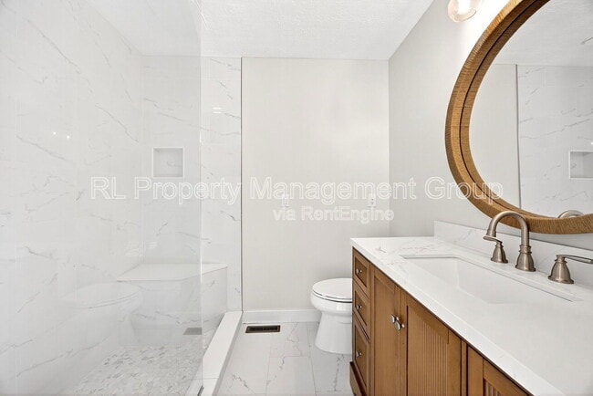 Building Photo - 994 Frieda Ct