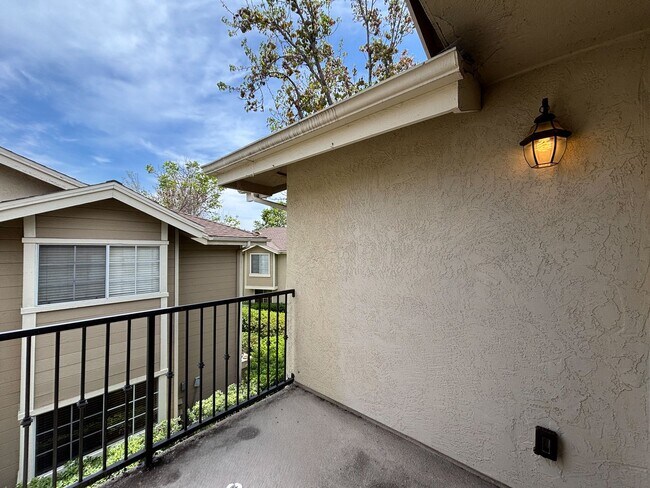 Building Photo - Inviting 1B/1BA Condo in Lemon Grove w/ Balcony, Reserved Parking & Community Pool/Spa!
