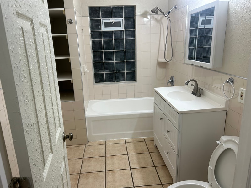 Building Photo - 748 N 34th St