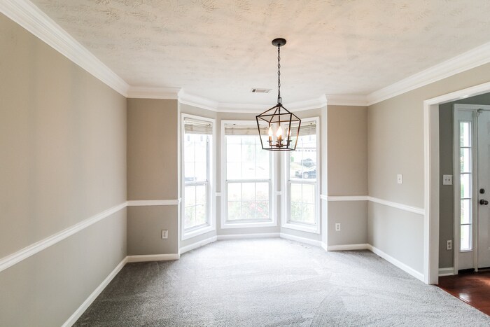 Building Photo - 2074 Riverlanding Cir