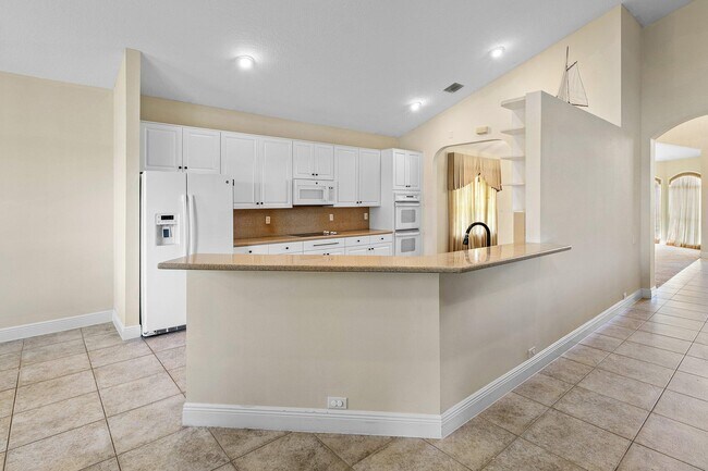 Building Photo - 10250 NW 60th Pl