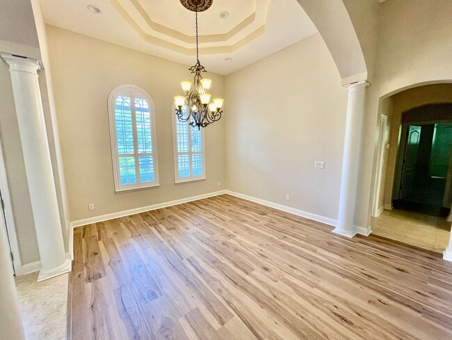 Building Photo - 614 Santa Maria Dr