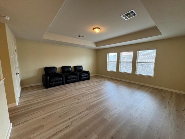 Building Photo - 104 Lake Whitney Ct