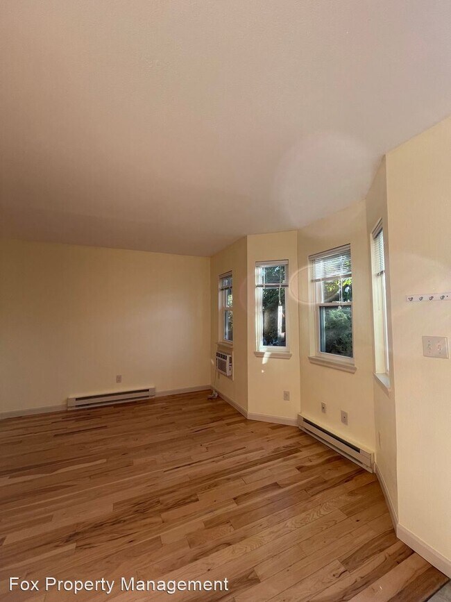 Building Photo - 3 br, 3 bath House - 1504 Pine Street Unit C