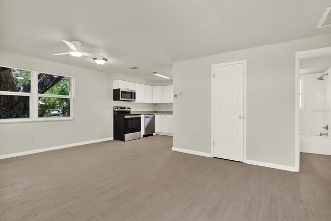 Building Photo - 1187 Bass Blvd