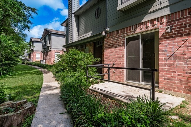 Building Photo - 1228 Ave O