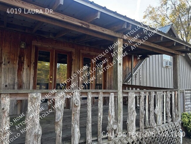 Building Photo - 4019 Laura Dr