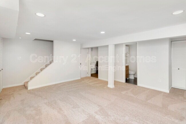 Building Photo - 5026 23rd St S
