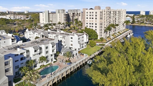 Building Photo - 2860 NE 14th Street Causeway